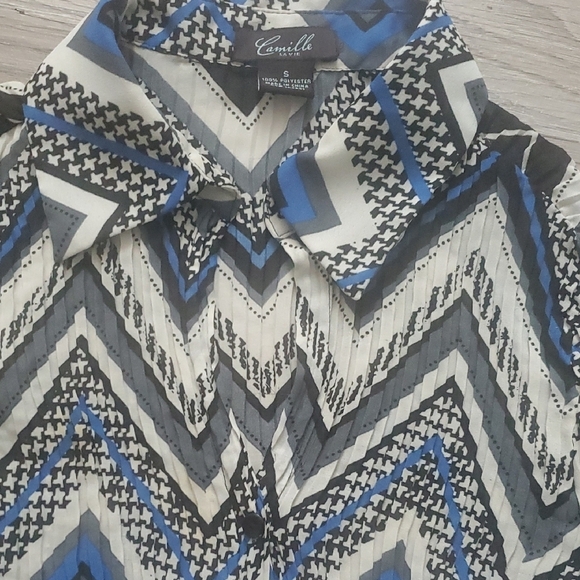 Camille La Vie Chevron Blouse in Black, Blue, and White - Picture 3 of 9